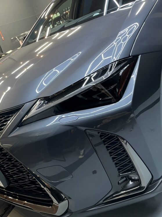 レクサス UX ヘッドライトPPF スモークを施工しました。裾野市N様