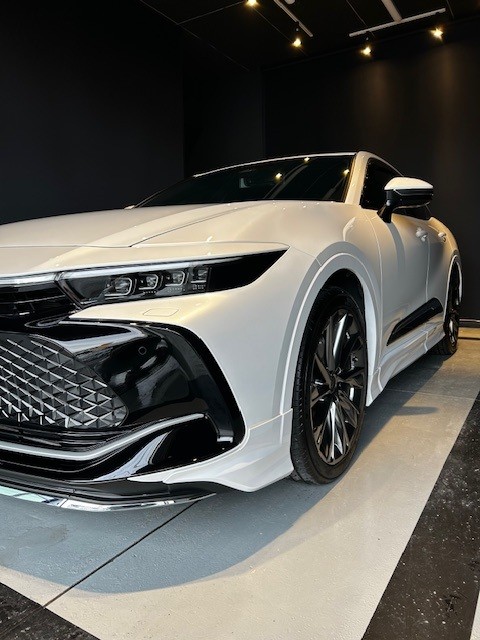 トヨタ クラウンクロスオーバー VERTEX 複層セラミックコーティングを施工しました。長泉町N様